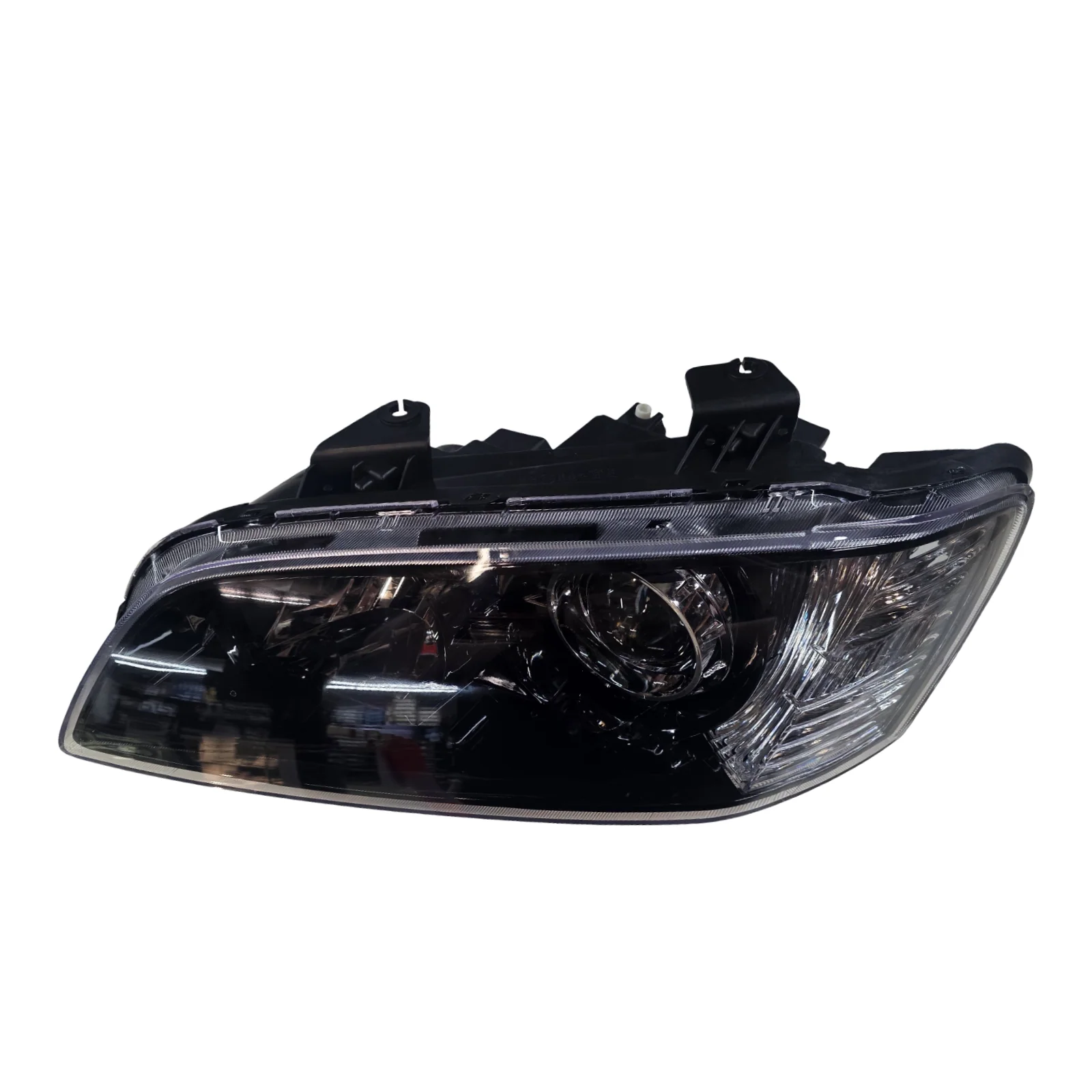 VE Holden Commodore Series I Headlight Set - Image 4