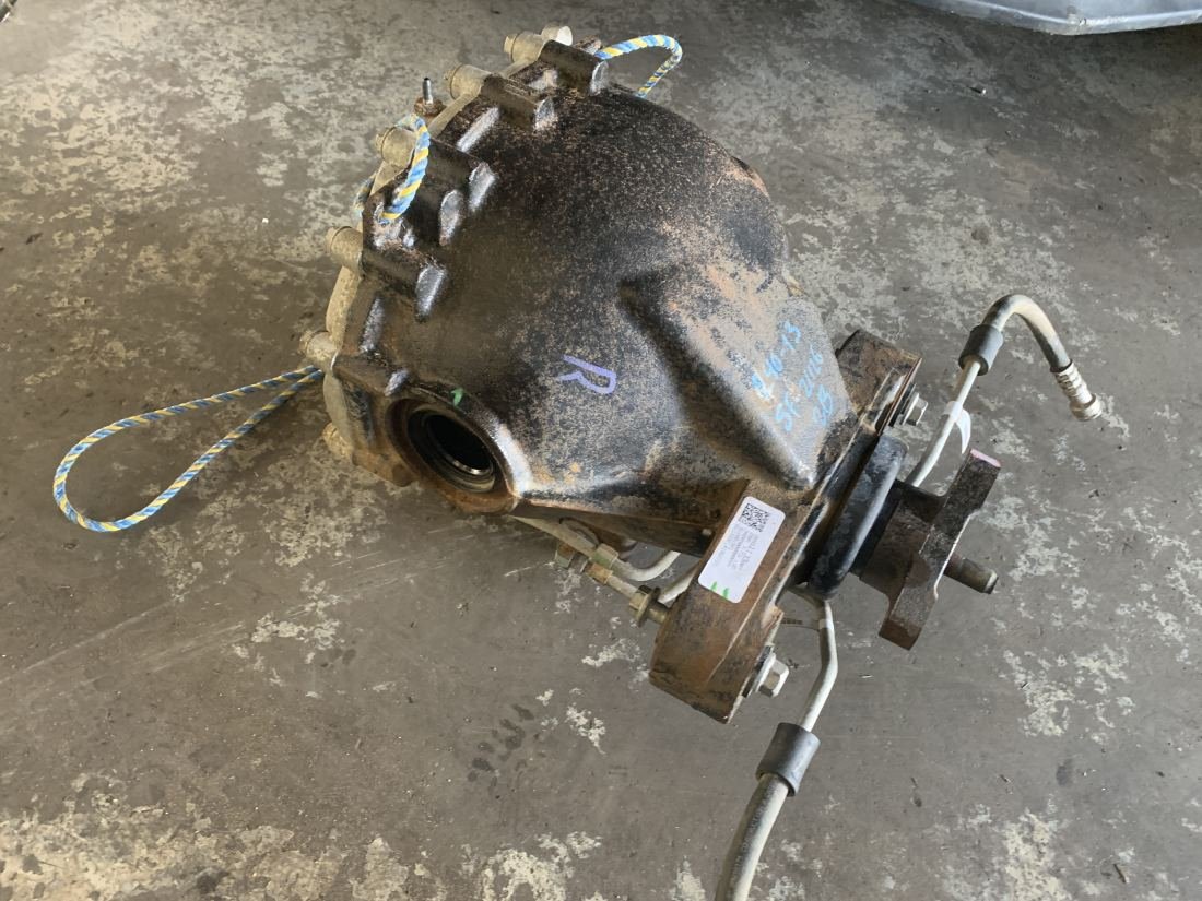 Genuine VF HSV LSA GTS 9.9 3.73 LSD Diff Centre